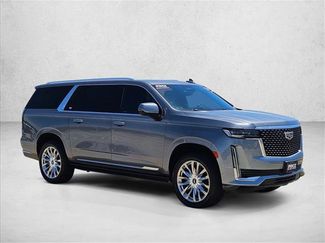 Used 2022 Cadillac Escalade ESV Premium Luxury w/ Performance Package AWD/4WD video 3