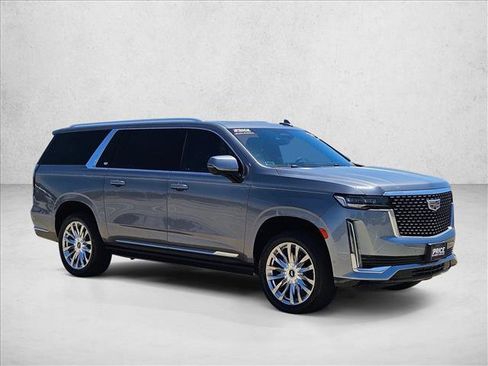 Used 2022 Cadillac Escalade ESV Premium Luxury w/ Performance Package AWD/4WD image 3
