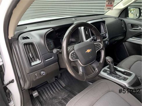 Used 2022 Chevrolet Colorado LT w/ Fleet Safety Package image 27