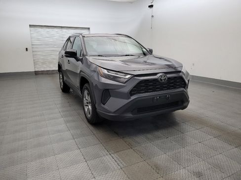 Used 2022 Toyota RAV4 XLE AWD/4WD image 13