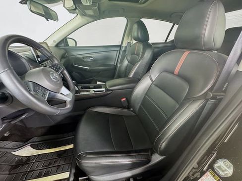 Used 2023 Nissan Sentra SR w/ SR Premium Package image 24