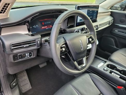 Certified 2024 Lincoln Corsair Reserve w/ Equipment Group 201A AWD/4WD image 7