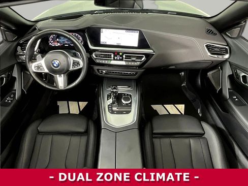 Used 2022 BMW Z4 M40i w/ Premium Package RWD image 7