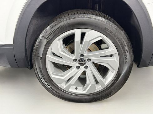 Used 2022 Volkswagen Atlas SE image 34