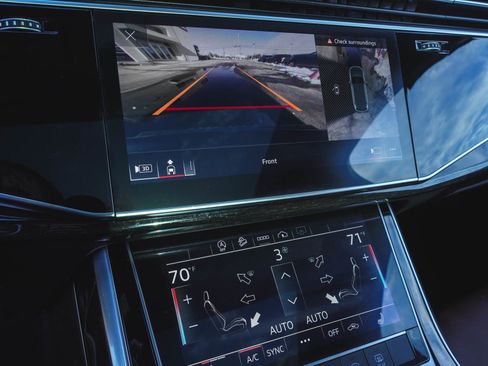 Used 2023 Audi Q7 3.0T Premium w/ Convenience Package image 28