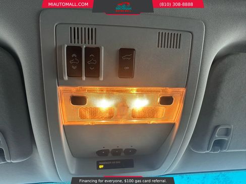 Used 2011 GMC Yukon Denali image 13