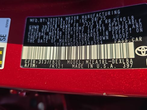 Used 2025 Toyota Corolla LE w/ Convenience Package image 35