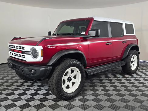 Used 2025 Ford Bronco Heritage Edition AWD/4WD image 7