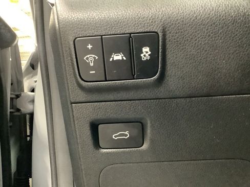 Used 2023 Kia K5 GT-Line image 23