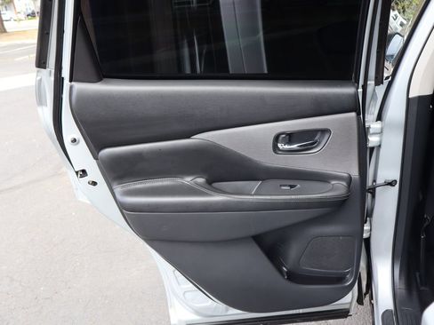 Used 2021 Nissan Murano SV w/ SV Special Edition Package image 24