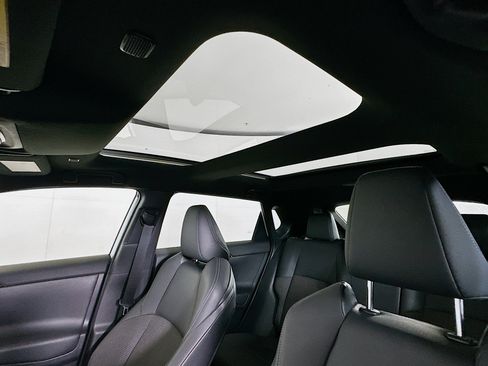 Used 2024 Toyota bZ4X XLE image 25