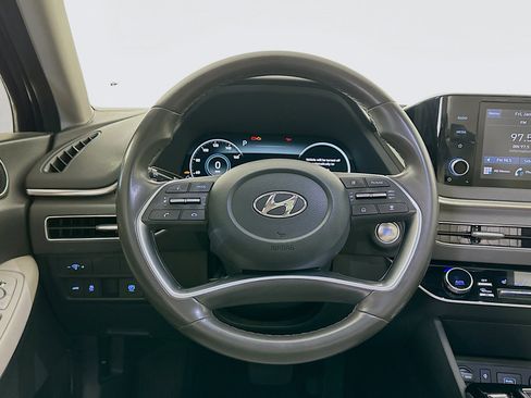Used 2021 Hyundai Sonata SEL w/ Convenience Package image 18