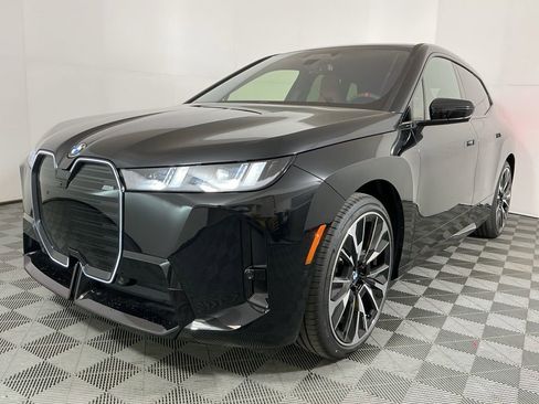 New 2026 BMW iX M70 image 2