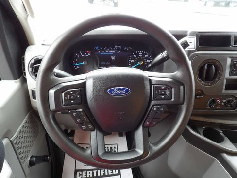 Used 2021 Ford E-350 and Econoline 350 Super Duty RWD image 19