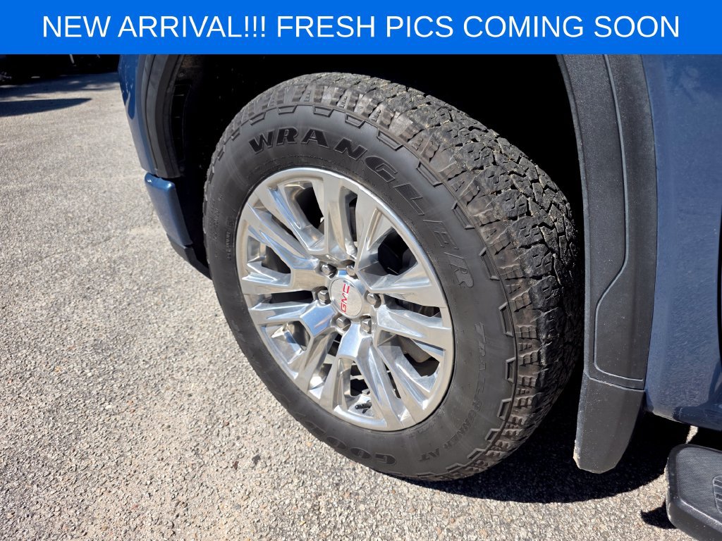 Used 2024 GMC Sierra 1500 Denali w/ Technology Package AWD/4WD image 6