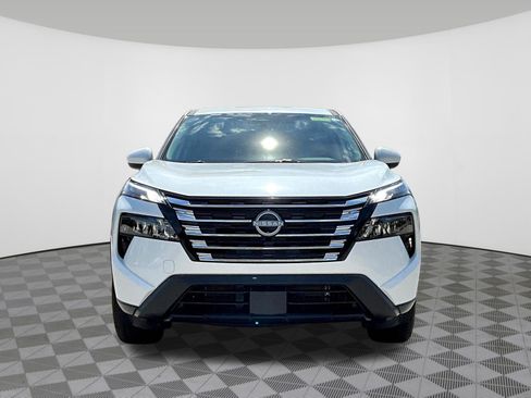 Certified 2026 Nissan Rogue SV AWD/4WD image 2