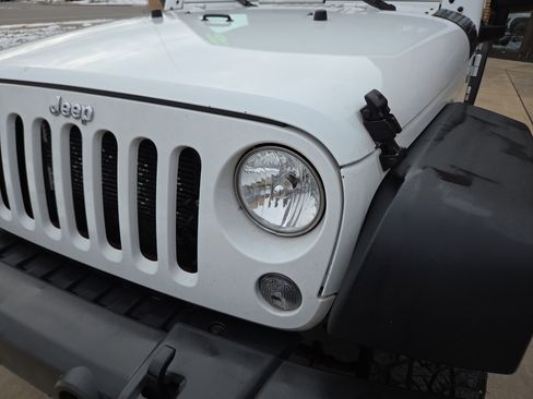 Used 2016 Jeep Wrangler Unlimited Sport w/ Quick Order Package 24S image 10