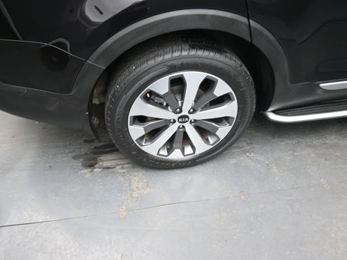 Used 2021 Kia Telluride S image 9