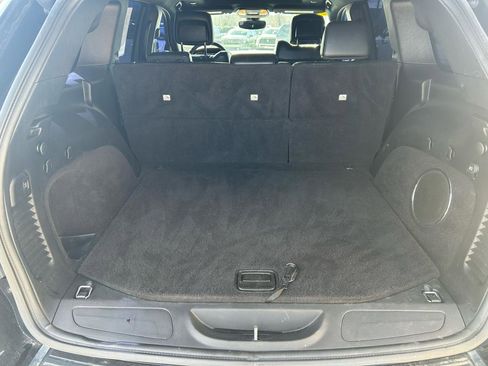 Used 2021 Jeep Grand Cherokee Limited w/ Sun & Sound Group image 17