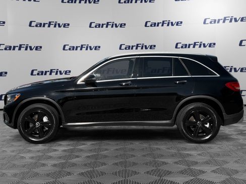 Used 2018 Mercedes-Benz GLC 300 4MATIC image 2