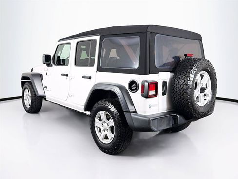 Used 2021 Jeep Wrangler Unlimited Sport AWD/4WD image 9