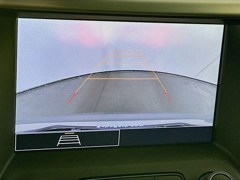 Used 2023 GMC Acadia SLE w/ Driver Convenience Package image 22