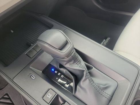 Certified 2026 Toyota Corolla Cross L FWD image 28