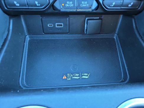 Used 2021 Chevrolet Tahoe LT image 30