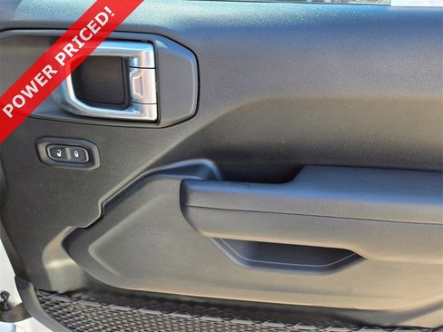 Used 2024 Jeep Gladiator Mojave image 20