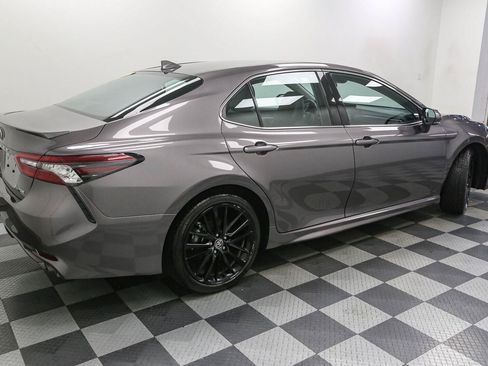 Used 2024 Toyota Camry XSE FWD image 8