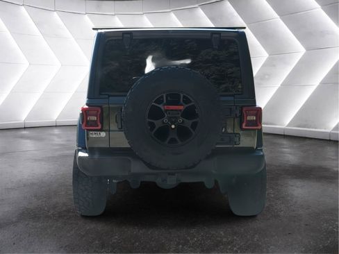 Used 2021 Jeep Wrangler Unlimited Sport AWD/4WD image 4