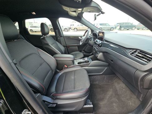 Used 2026 Ford Escape ST-Line image 11