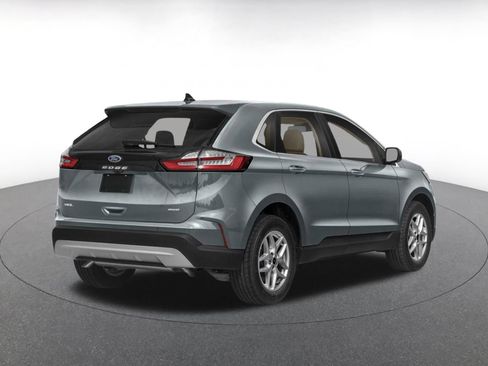 Used 2023 Ford Edge SEL AWD/4WD image 2
