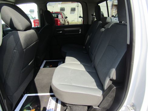 Used 2023 RAM 1500 Classic SLT w/ Trailer & Traction Group image 18