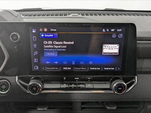 Used 2023 Chevrolet Colorado W/T RWD image 29