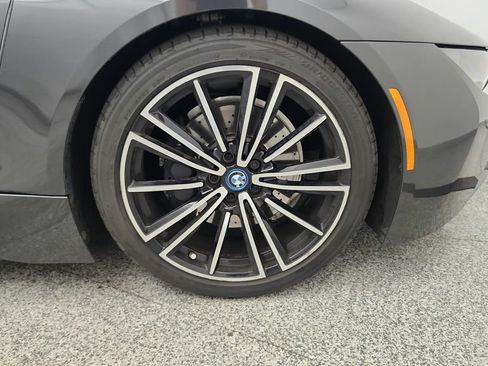 Used 2019 BMW i8 Roadster AWD/4WD image 25