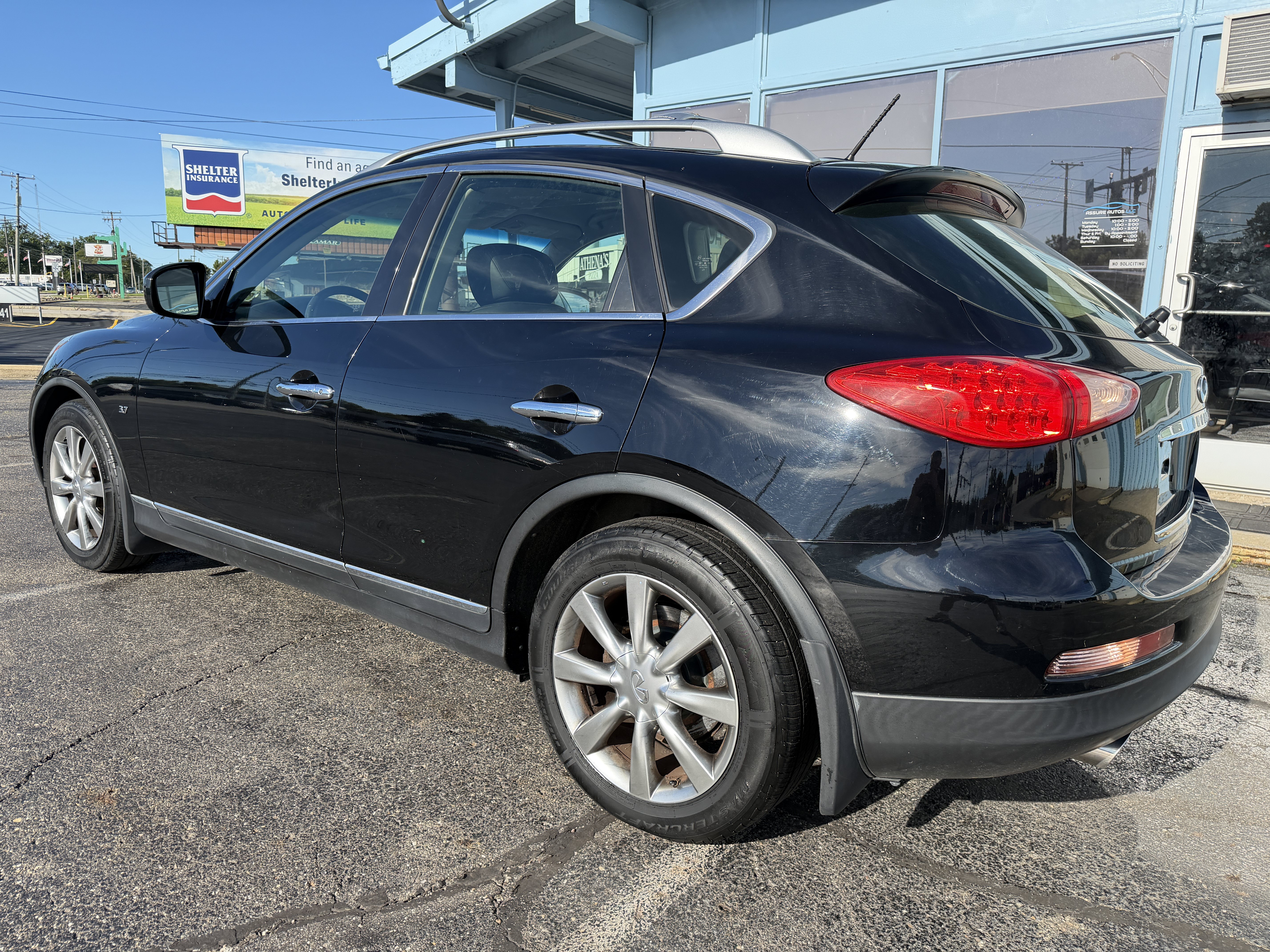 Used 2015 INFINITI QX50 AWD image 3