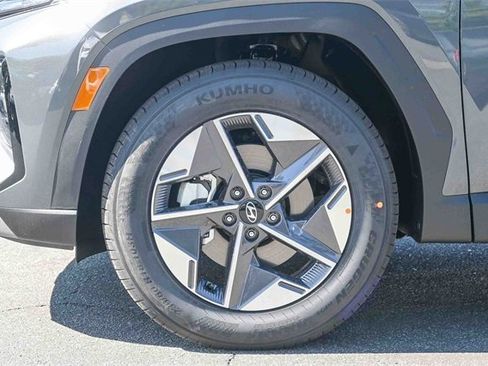 New 2026 Hyundai Tucson SEL image 11