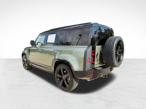 Used 2024 Land Rover Defender 110 X-Dynamic SE AWD/4WD image 3