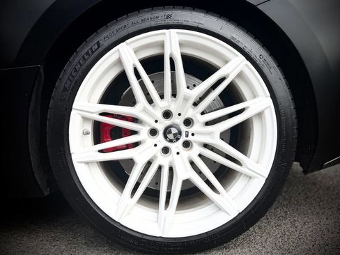 Used 2025 BMW M2 w/ Carbon Package RWD image 17