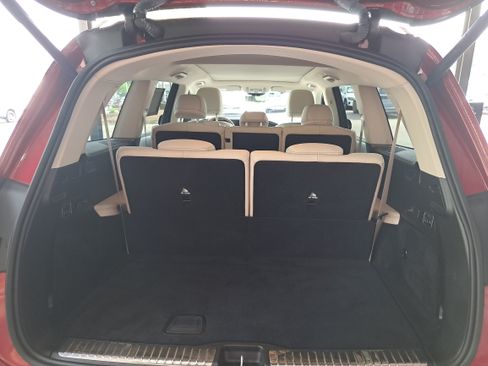 Used 2021 Mercedes-Benz GLS 450 4MATIC image 13