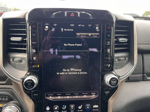 Used 2019 RAM 1500 Laramie AWD/4WD image 11