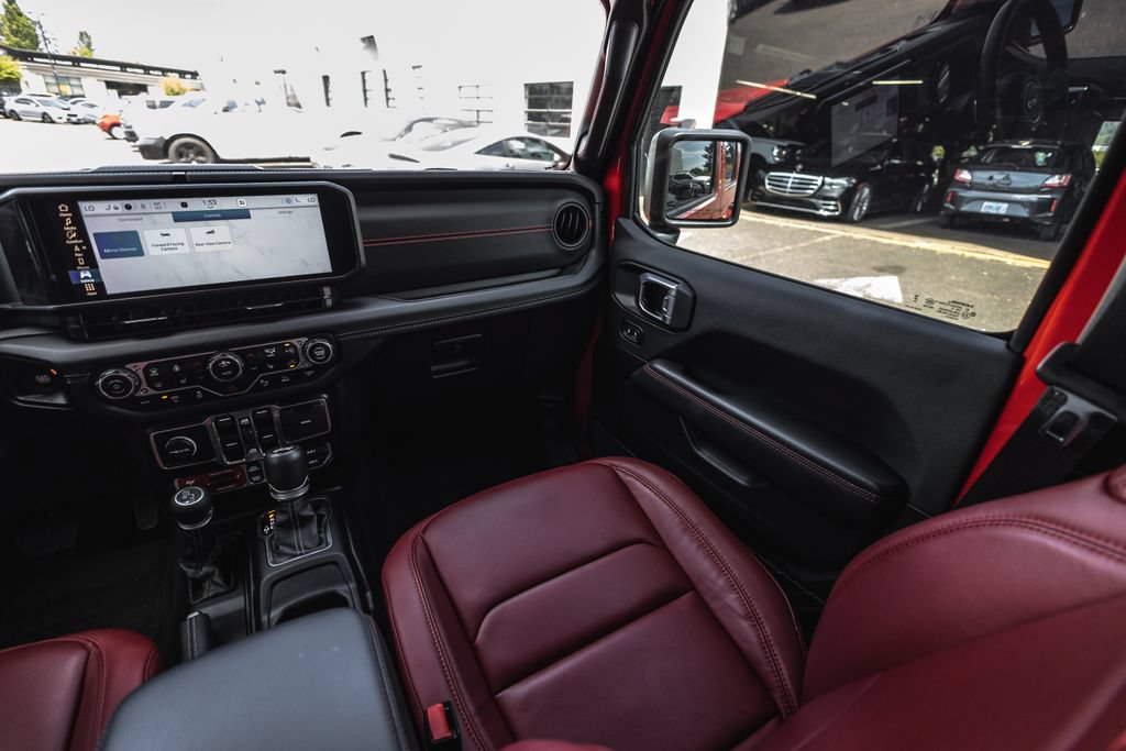 Used 2024 Jeep Wrangler Unlimited Rubicon 392 AWD/4WD image 25