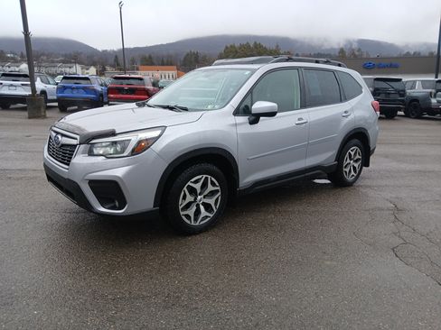 Used 2021 Subaru Forester Premium w/ Popular Package #1 image 8
