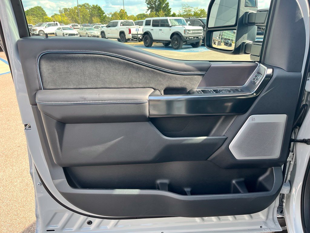 New 2026 Ford F250 Platinum AWD/4WD image 16