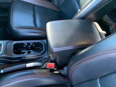 Used 2020 Jeep Gladiator Rubicon image 25