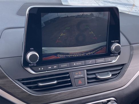 New 2025 Nissan Altima 2.5 SV image 28