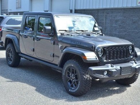 New 2026 Jeep Gladiator Sport AWD/4WD image 2