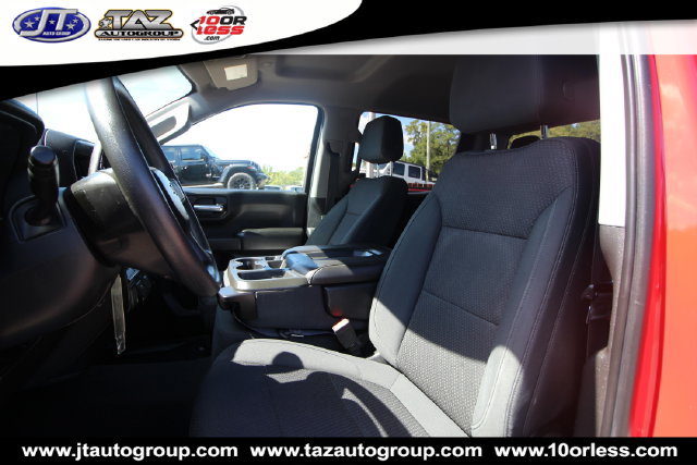 Used 2020 Chevrolet Silverado 1500 Custom w/ Custom Value Package AWD/4WD image 10