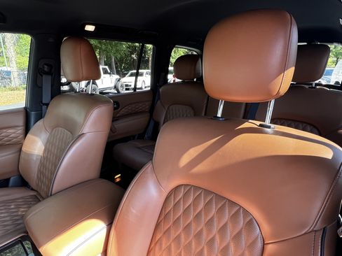 Used 2024 INFINITI QX80 Sensory AWD/4WD image 18